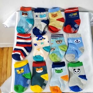 NWT-12 Pairs Baby Socks Boys Girls Kid Non Skid Sticky Crew